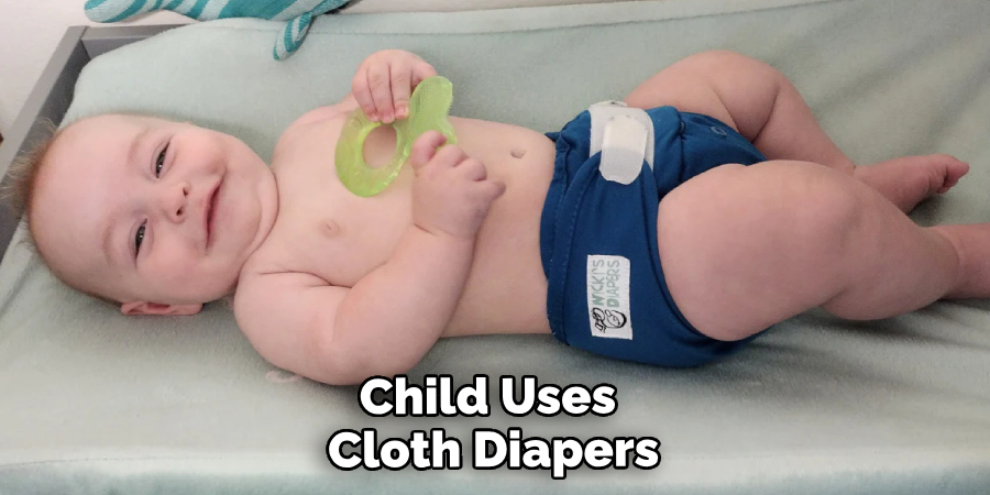 Child Uses Cloth Diapers
