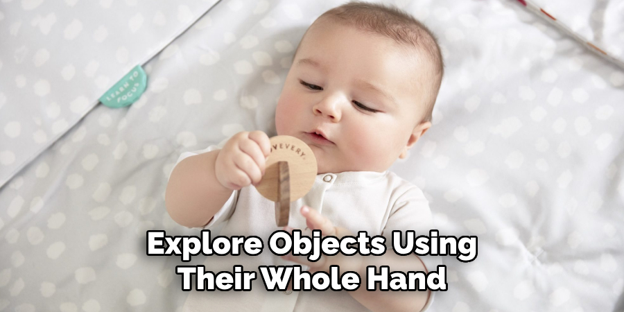 Explore Objects Using Their Whole Hand